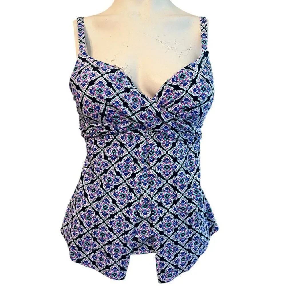 Island Escape Womens Size 6 Padded Underwire Tankini Top Swimsuit Floral New